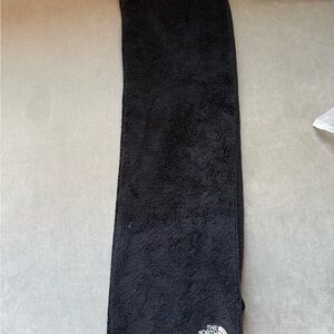The North Face Classic Black Fleece Scarf